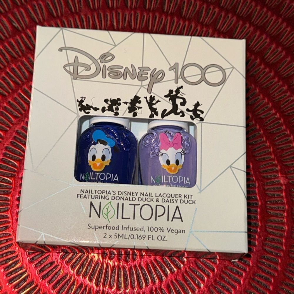 Nailtopia vegan Disney nail lacquer kit